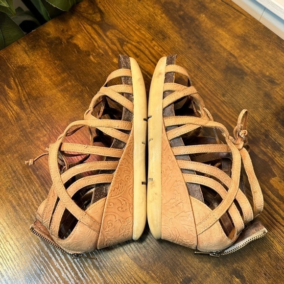 OTBT Nomadic Leather Hickory Women’s Sandals Size 9.5 - Picture 6 of 10